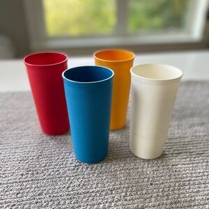 Vintage Tupperware Primary Colors 12 oz Plastic Kids Drinking Glasses Cups Set/4
